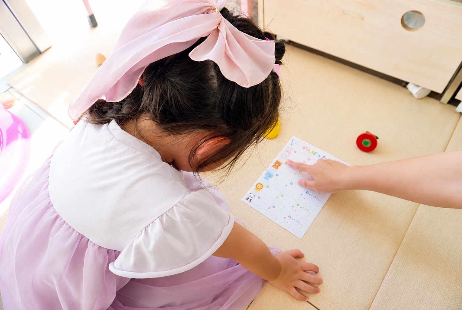 がんばり表に取り組むお子さま